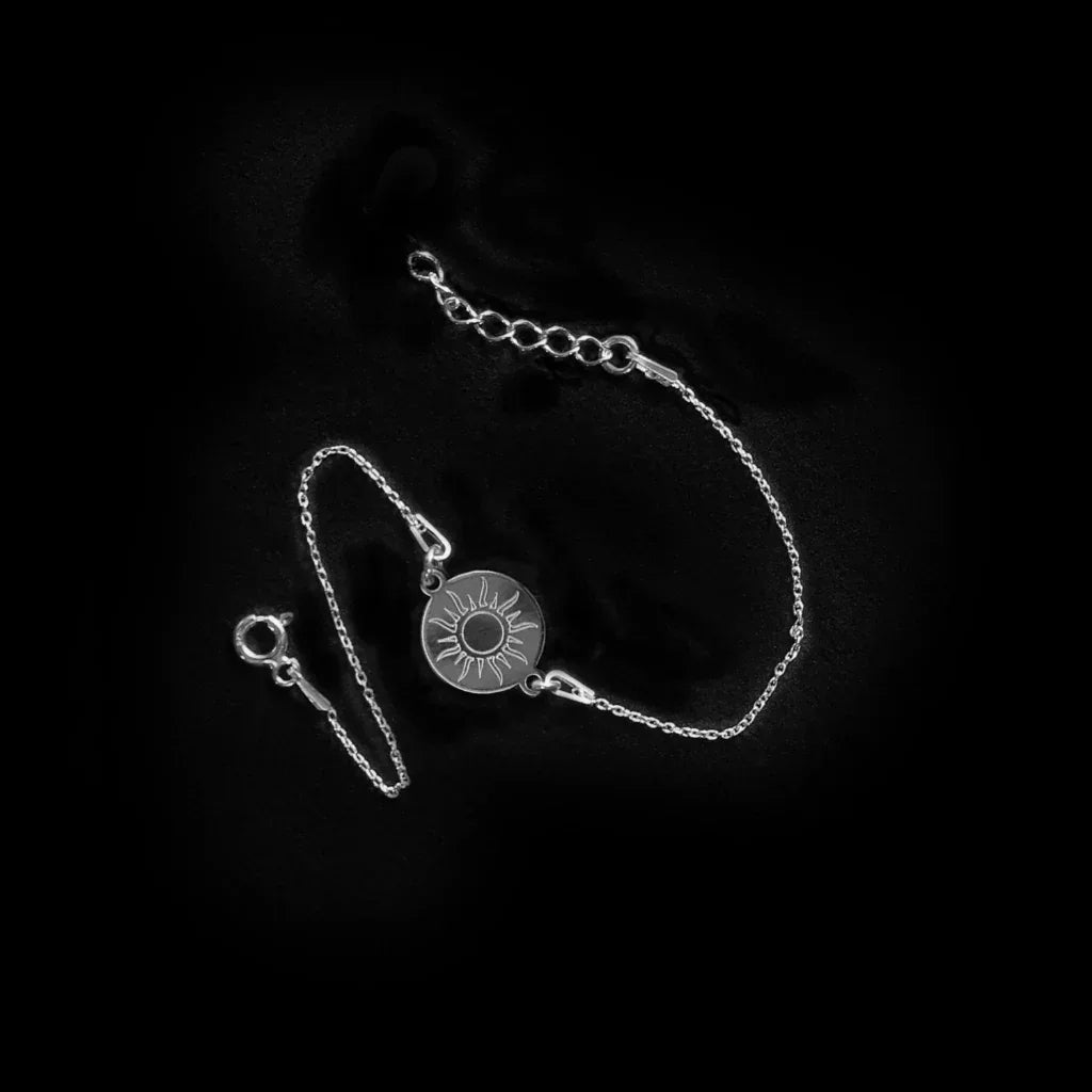 Graviertes Sonnen-Armband – Silber oder vergoldet- filigraner Schmuck für Damen - Latigga