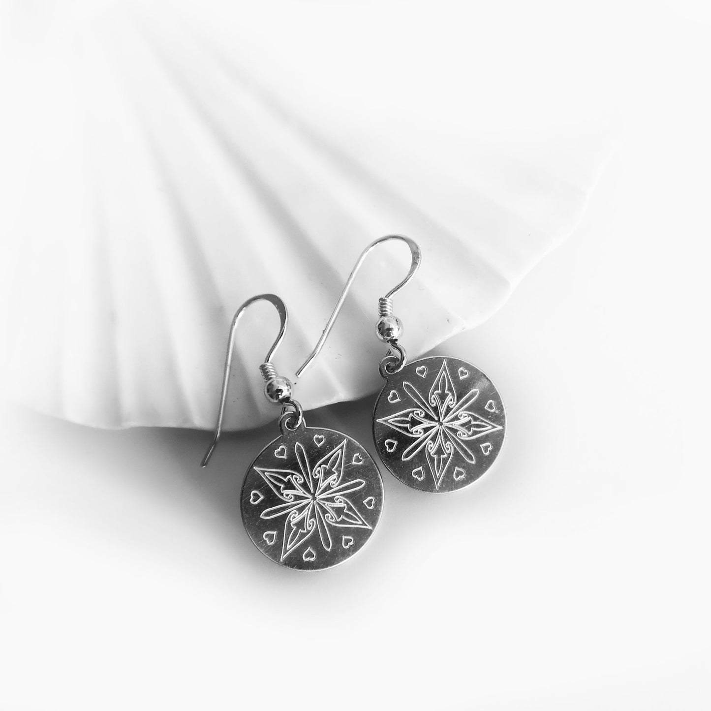 Silberohrringe mit Schmetterlingsmotiv