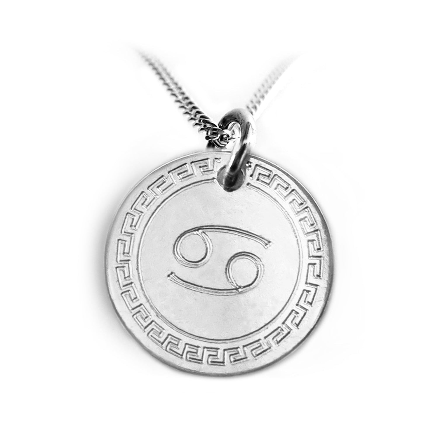 Runder gravierter Anhänger mit Sternzeichen an einer Kette aus 925 Silber.