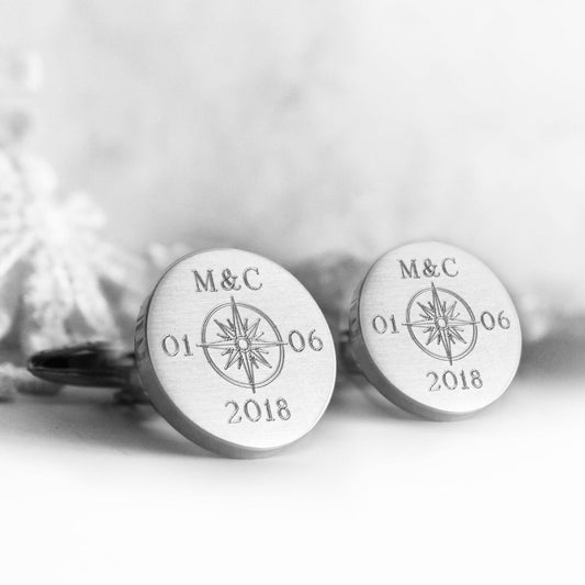 Runde Manschettenknöpfe – graviert mit Kompassmotiv, Initialen und Datum