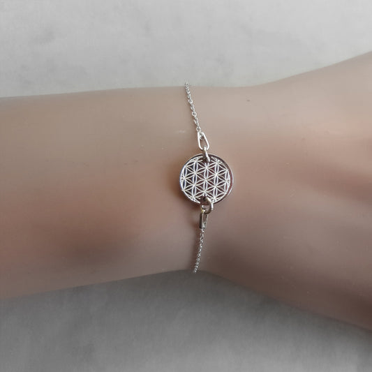 Lebensblume Armband  am Hand
