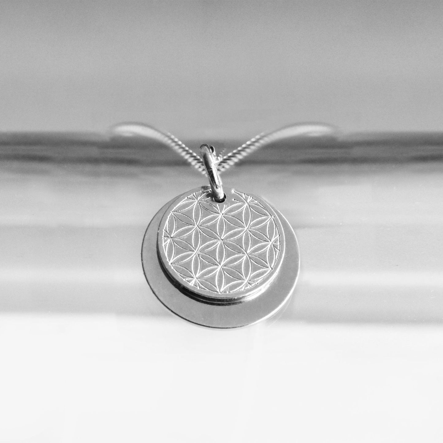 925 Silber Halskette mit Lebensblume und personalisierbarem Doppel-Anhänger