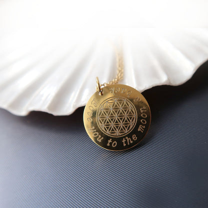 Personalisierte Lebensblume Kette aus vergoldetem Edelstahl mit  Gravur