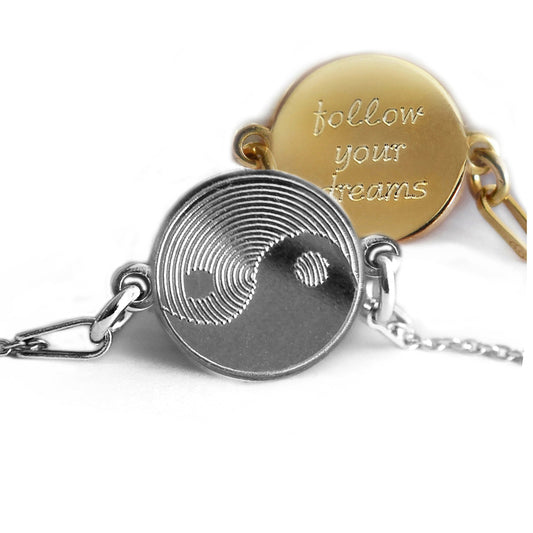 Kettenarmband mit Yin Yang Motiv in Silber und vergoldet